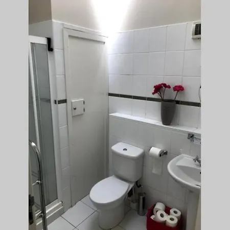 Large Three Bed With Lough Atalia Views Apartment Galway Exterior photo